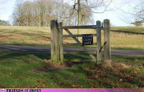 Gate