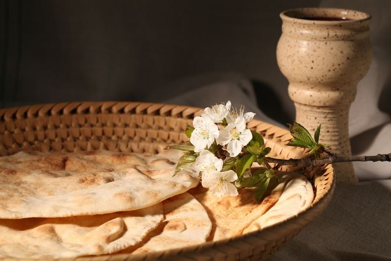 Passover-unleavened-bread-and-wine Passover-unleavened-bread-and-wine
