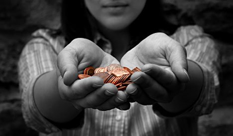 Giving-hands Giving-hands
