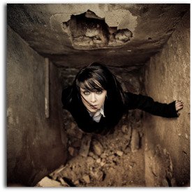 Hole